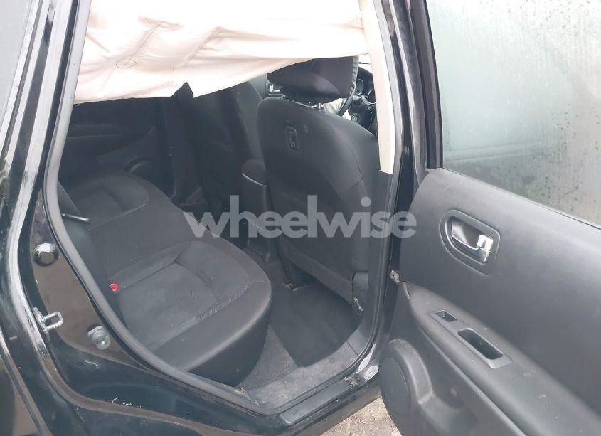 Photo 8 of 2015 Nissan Rogue SELECT S (VIN JN8AS5MV7FW757196)