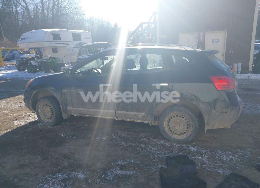 Photo 13 of 2015 Nissan Rogue SELECT S (VIN JN8AS5MV7FW763029)