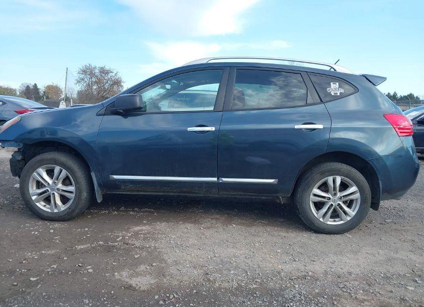 Photo 15 of 2015 Nissan Rogue SELECT S (VIN JN8AS5MV7FW766626)