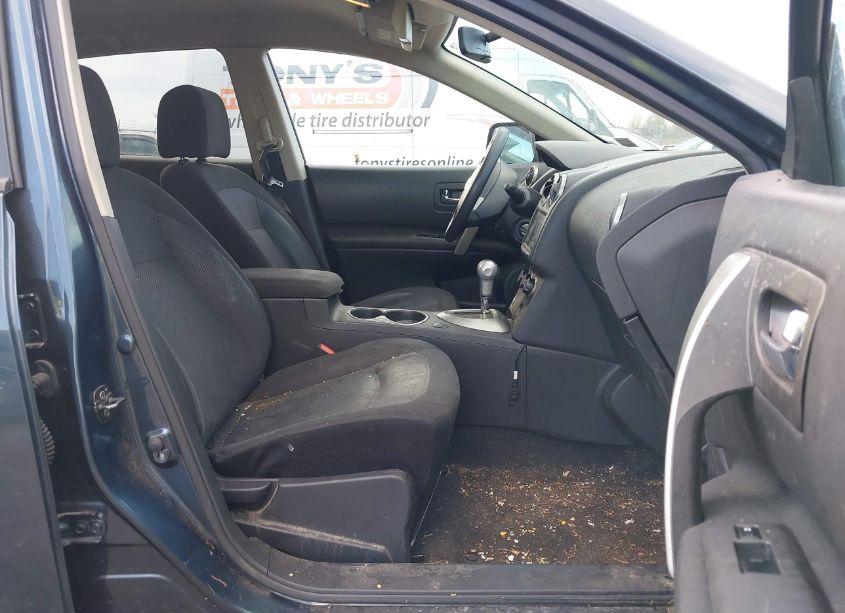 Photo 5 of 2015 Nissan Rogue SELECT S (VIN JN8AS5MV7FW766626)