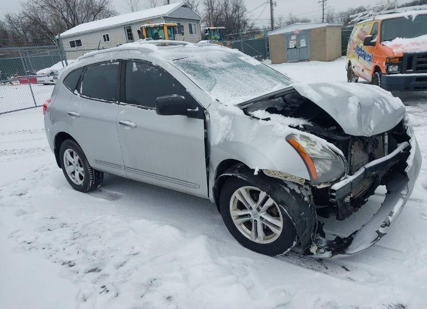 2015 Nissan Rogue SELECT S (VIN JN8AS5MV7FW768411) main photo