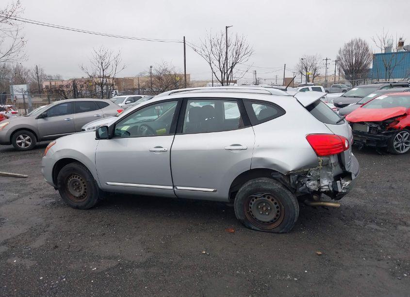 Photo 15 of 2015 Nissan Rogue SELECT S (VIN JN8AS5MV7FW771356)