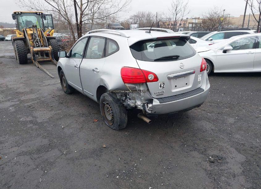 Photo 3 of 2015 Nissan Rogue SELECT S (VIN JN8AS5MV7FW771356)