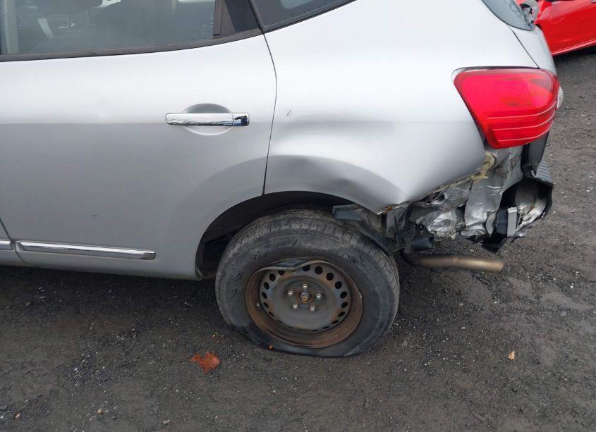 Photo 6 of 2015 Nissan Rogue SELECT S (VIN JN8AS5MV7FW771356)