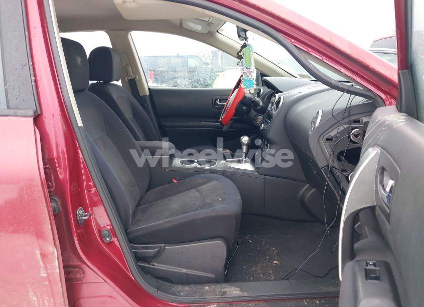 Photo 5 of 2010 Nissan Rogue S (VIN JN8AS5MV8AW105163)