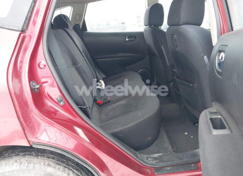 Photo 8 of 2010 Nissan Rogue S (VIN JN8AS5MV8AW105163)