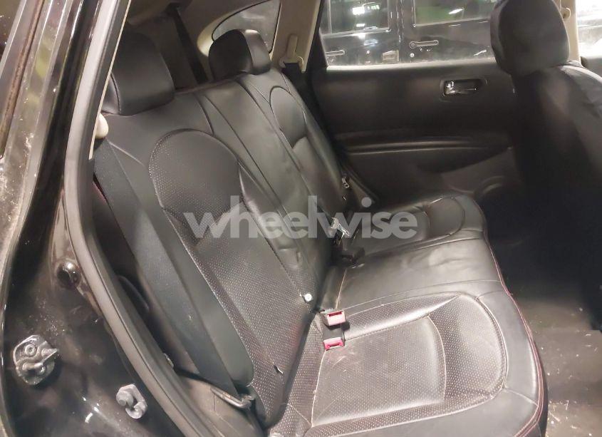 Photo 8 of 2010 Nissan Rogue SL (VIN JN8AS5MV8AW110945)