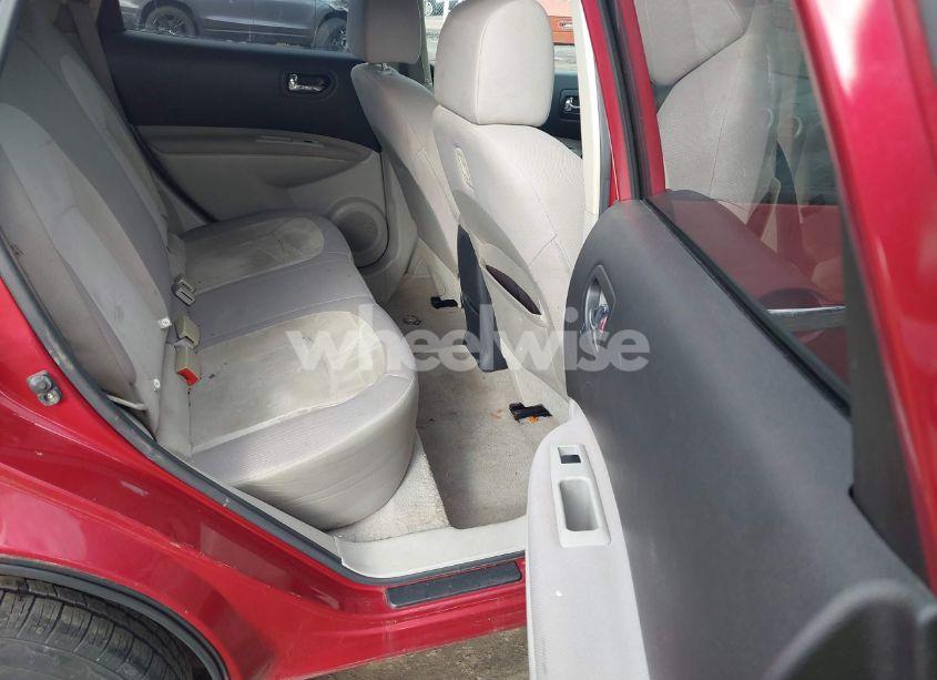 Photo 8 of 2010 Nissan Rogue S (VIN JN8AS5MV8AW132010)