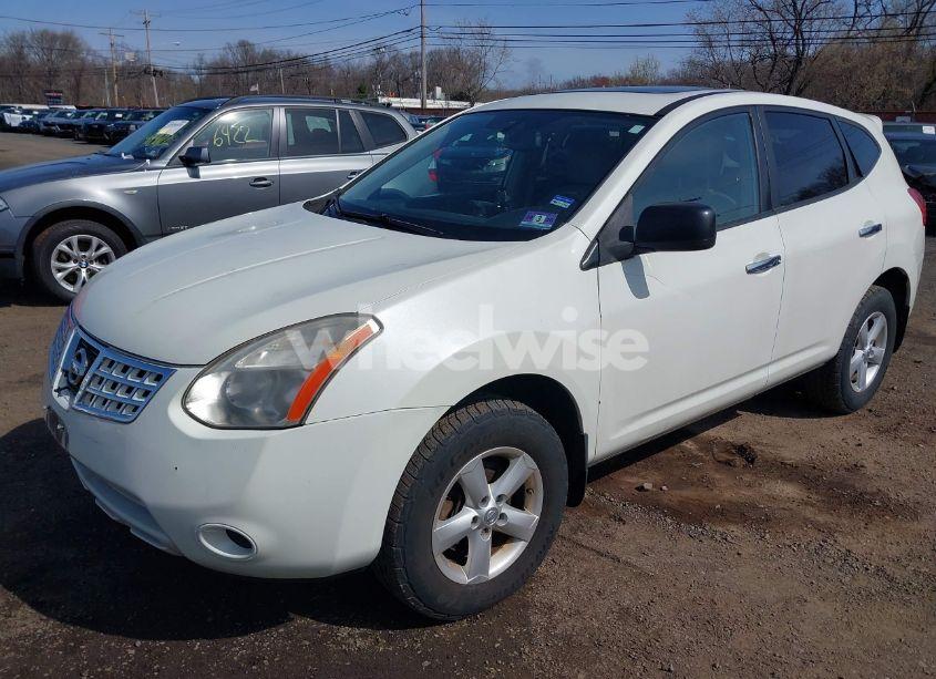 Photo 2 of 2010 Nissan Rogue S (VIN JN8AS5MV8AW141628)