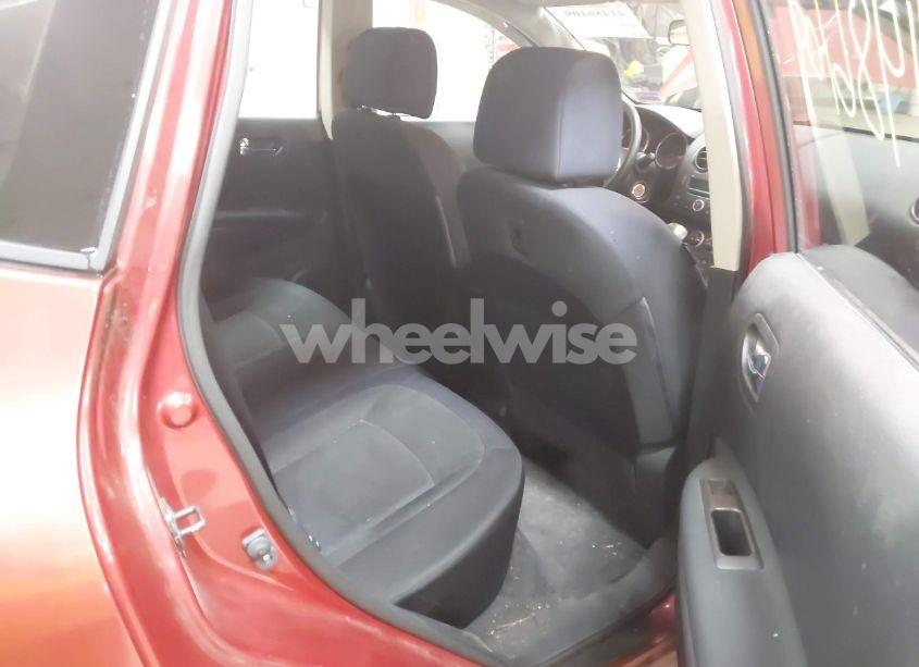 Photo 8 of 2010 Nissan Rogue S (VIN JN8AS5MV8AW142097)