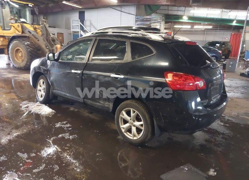 Photo 3 of 2010 Nissan Rogue SL (VIN JN8AS5MV8AW609213)