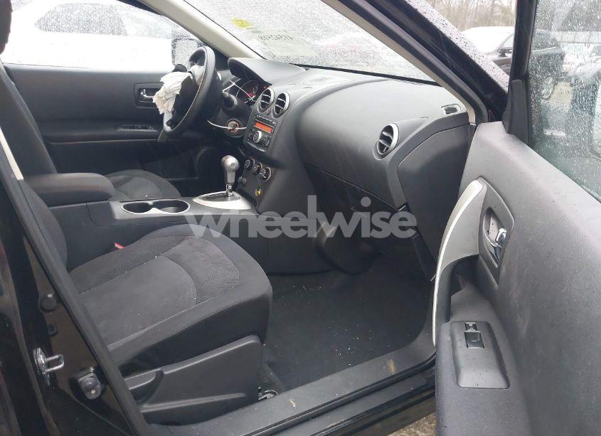 Photo 5 of 2011 Nissan Rogue S (VIN JN8AS5MV8BW254335)