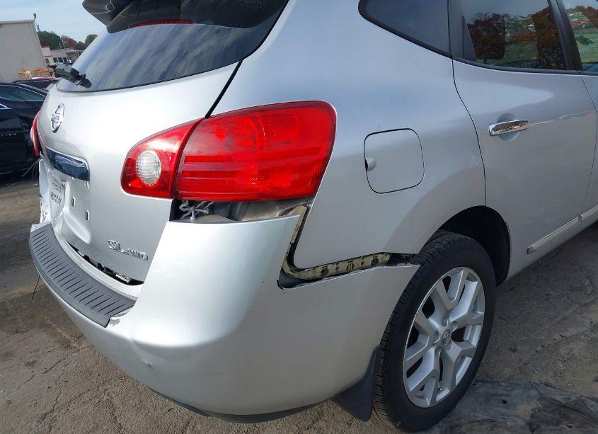 Photo 12 of 2011 Nissan Rogue SV (VIN JN8AS5MV8BW260393)