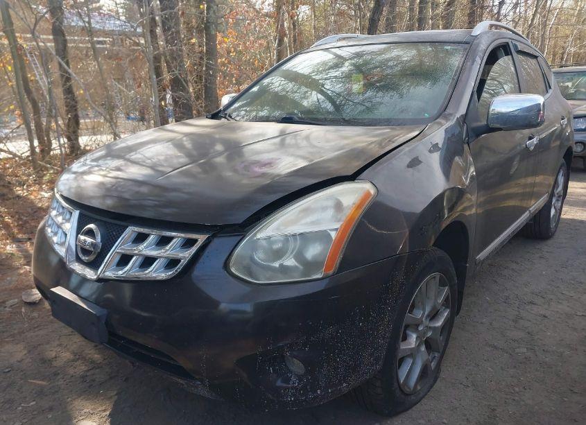 Photo 2 of 2011 Nissan Rogue SV (VIN JN8AS5MV8BW262533)