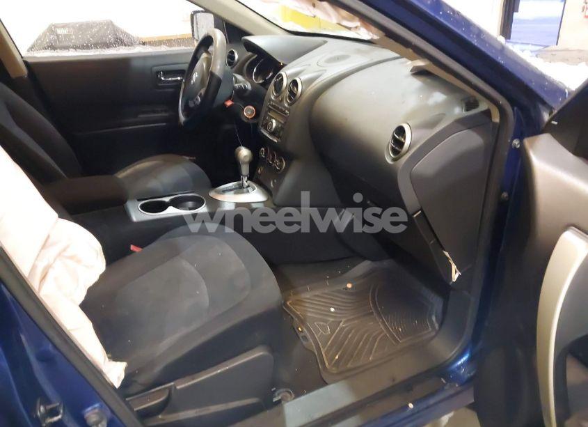 Photo 5 of 2011 Nissan Rogue S (VIN JN8AS5MV8BW292003)