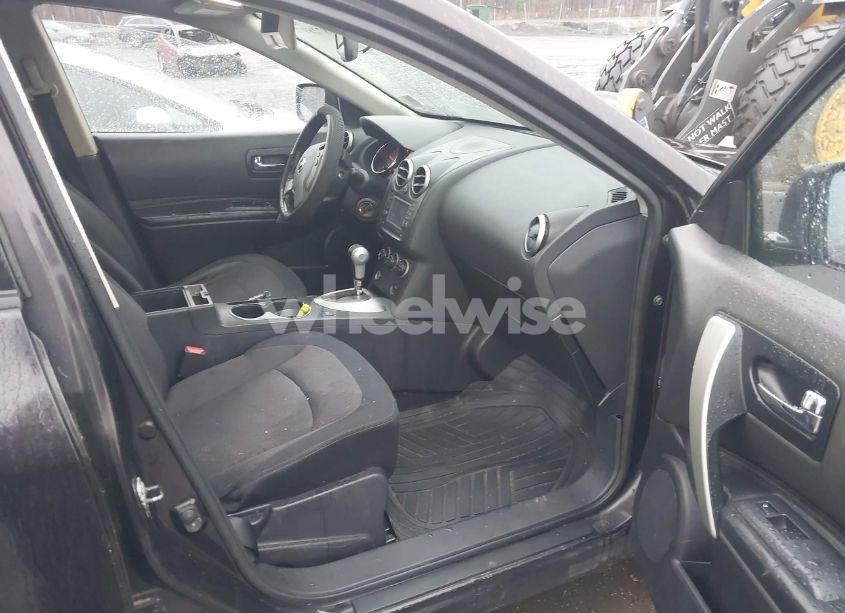 Photo 5 of 2011 Nissan Rogue SV (VIN JN8AS5MV8BW298366)