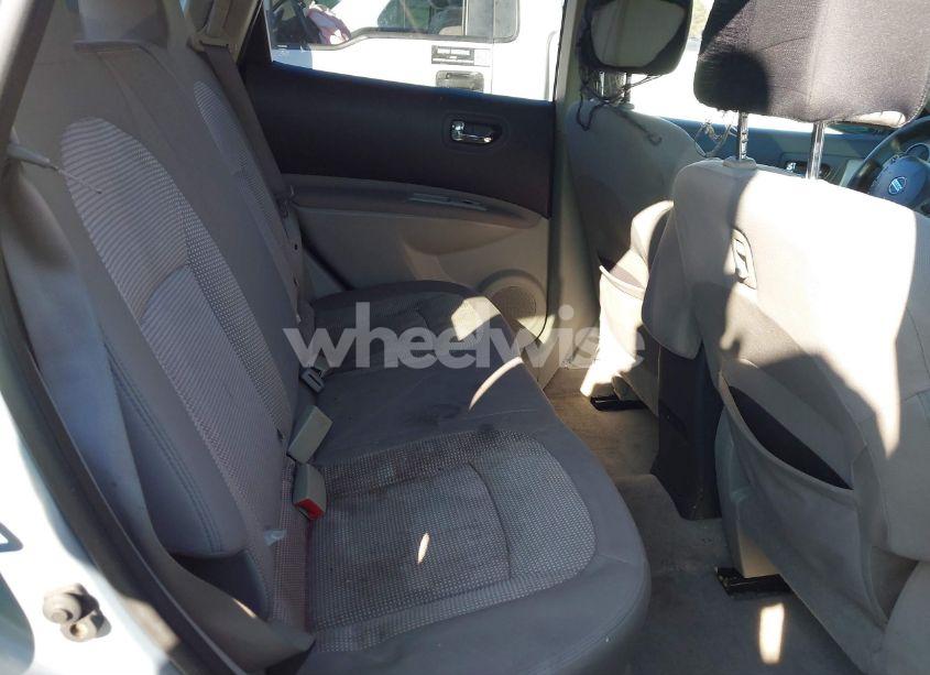 Photo 8 of 2011 Nissan Rogue SV (VIN JN8AS5MV8BW299422)