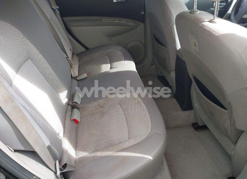 Photo 8 of 2011 Nissan Rogue SV (VIN JN8AS5MV8BW304439)