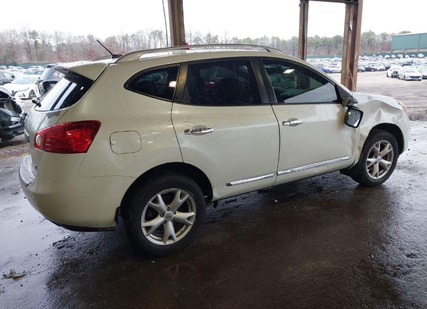 Photo 4 of 2011 Nissan Rogue SV (VIN JN8AS5MV8BW306417)