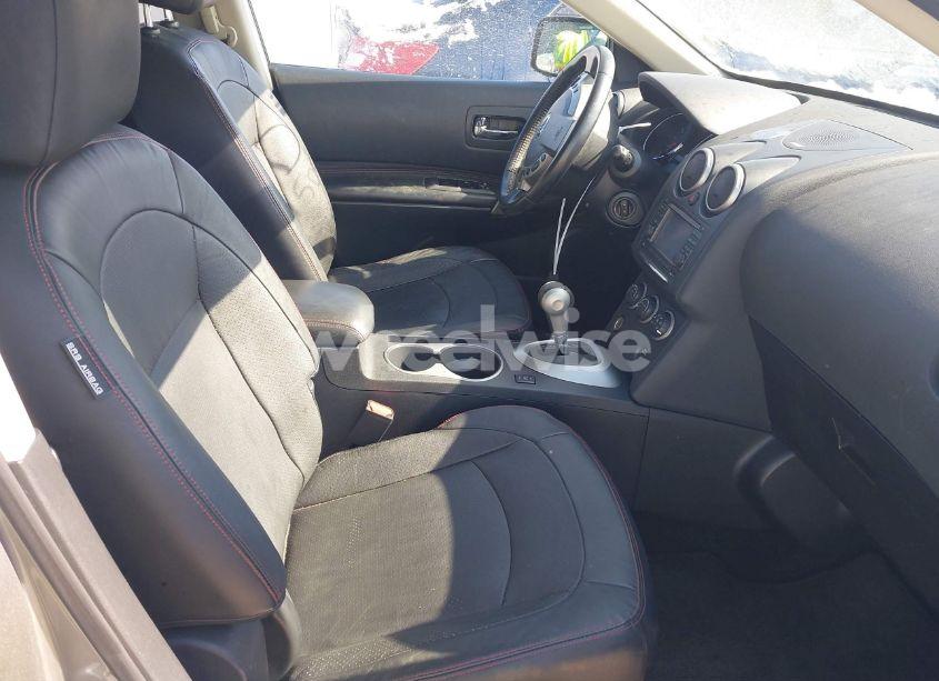 Photo 5 of 2011 Nissan Rogue SV (VIN JN8AS5MV8BW315344)