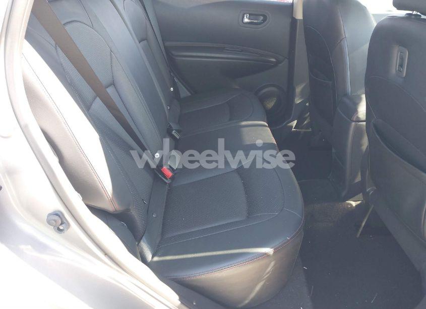 Photo 8 of 2011 Nissan Rogue SV (VIN JN8AS5MV8BW315344)