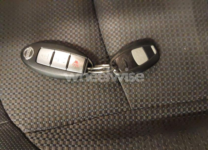 Photo 11 of 2011 Nissan Rogue SV (VIN JN8AS5MV8BW677898)