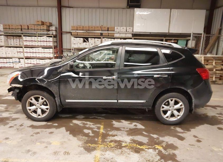Photo 15 of 2011 Nissan Rogue SV (VIN JN8AS5MV8BW677898)