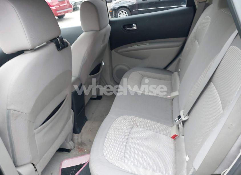 Photo 8 of 2011 Nissan Rogue SV (VIN JN8AS5MV8BW682454)