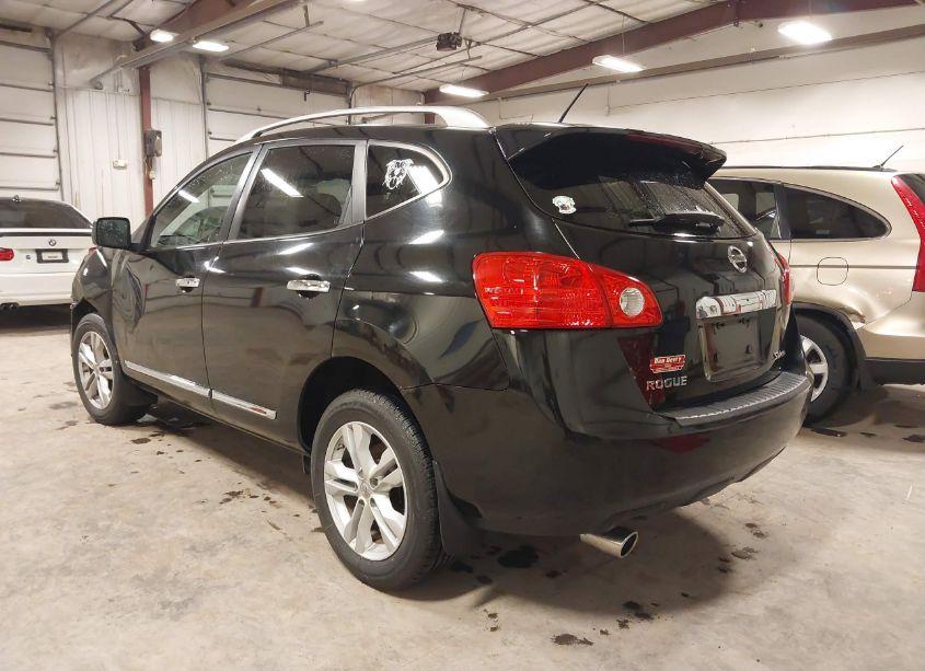 Photo 3 of 2012 Nissan Rogue SV (VIN JN8AS5MV8CW351732)