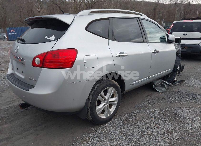 Photo 4 of 2012 Nissan Rogue SV (VIN JN8AS5MV8CW374668)