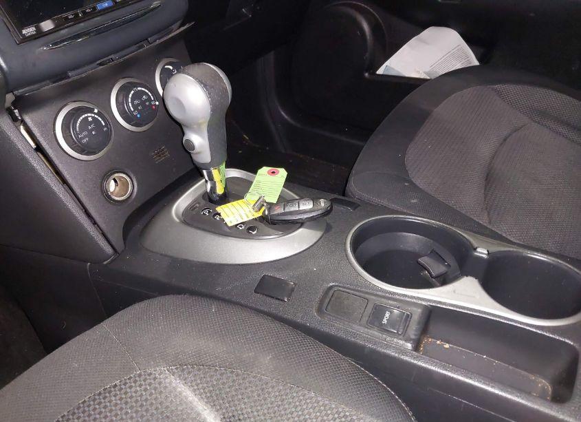 Photo 11 of 2012 Nissan Rogue SV (VIN JN8AS5MV8CW381216)