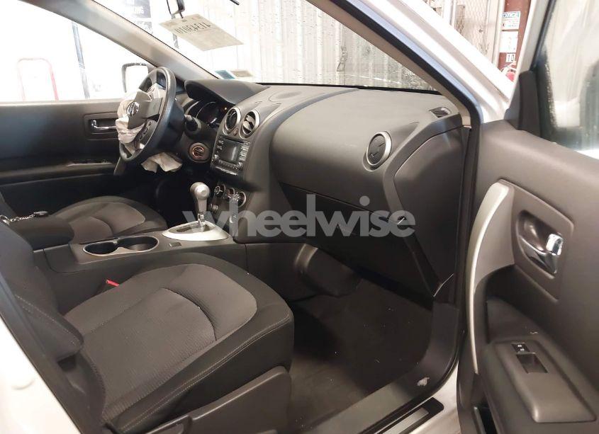 Photo 5 of 2012 Nissan Rogue SV (VIN JN8AS5MV8CW417227)