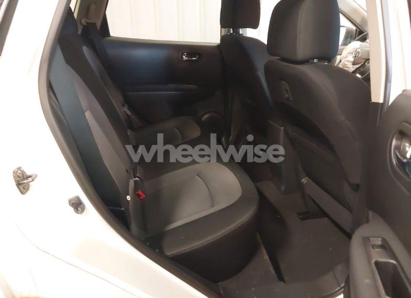 Photo 8 of 2012 Nissan Rogue SV (VIN JN8AS5MV8CW417227)