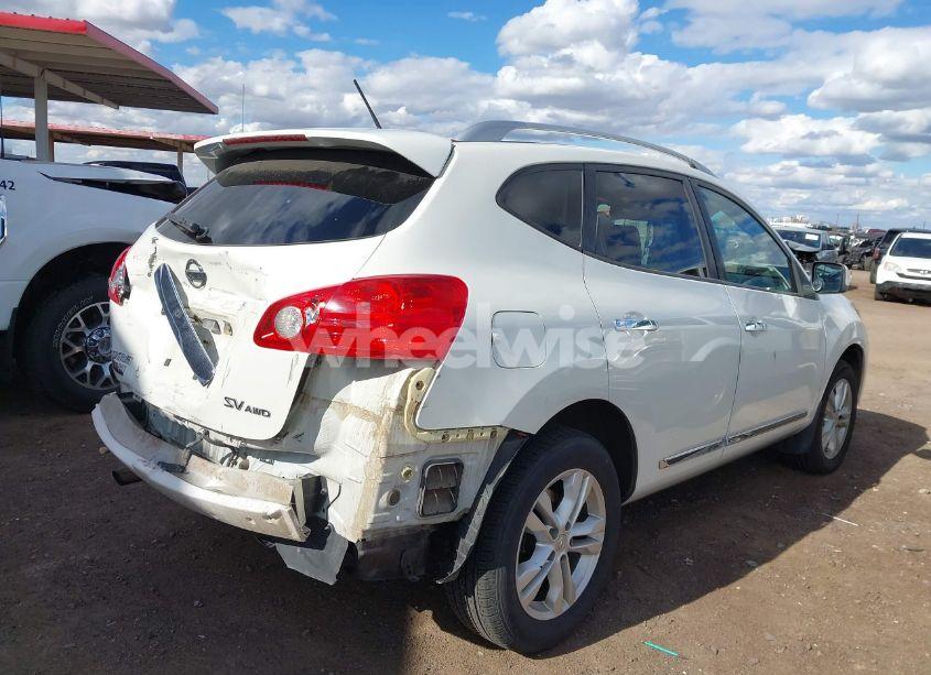 Photo 4 of 2013 Nissan Rogue SV (VIN JN8AS5MV8DW111078)