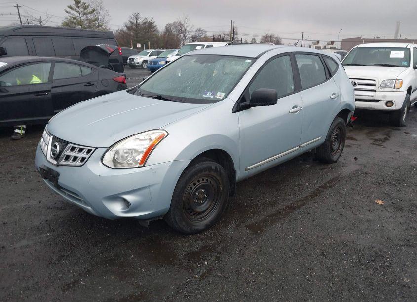 Photo 2 of 2013 Nissan Rogue S (VIN JN8AS5MV8DW129774)