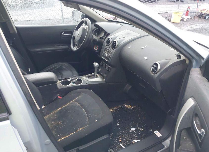 Photo 5 of 2013 Nissan Rogue S (VIN JN8AS5MV8DW129774)