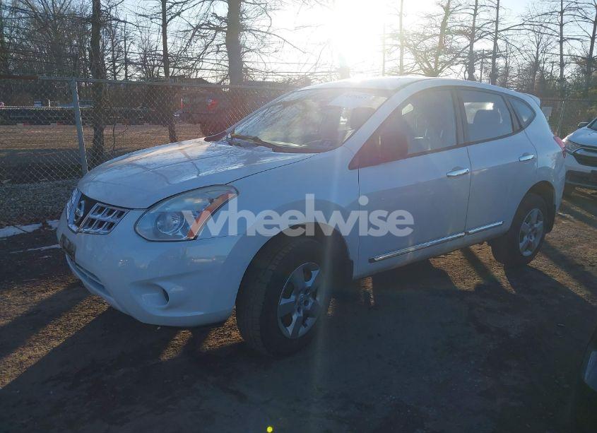 Photo 2 of 2013 Nissan Rogue S (VIN JN8AS5MV8DW131685)