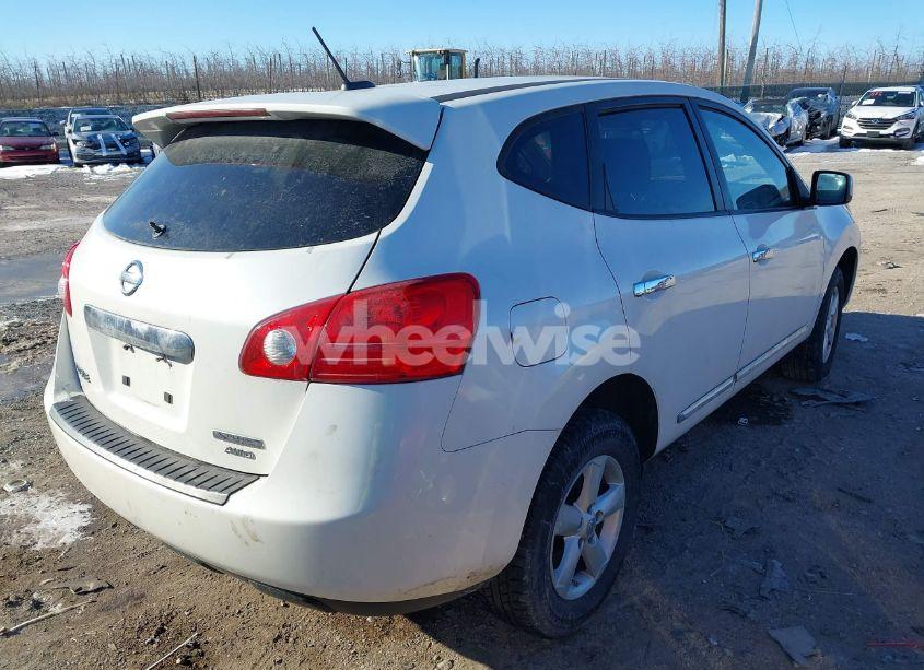 Photo 4 of 2013 Nissan Rogue S (VIN JN8AS5MV8DW136949)