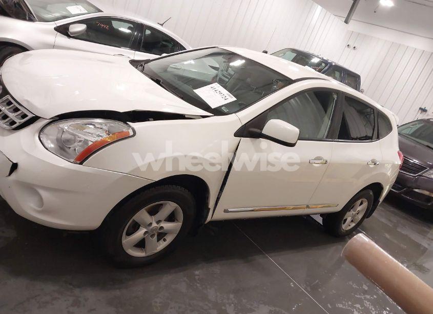 Photo 14 of 2013 Nissan Rogue S (VIN JN8AS5MV8DW608115)