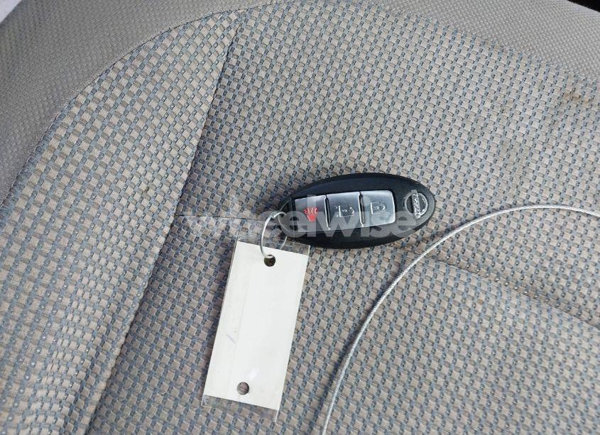 Photo 11 of 2013 Nissan Rogue SV (VIN JN8AS5MV8DW613797)