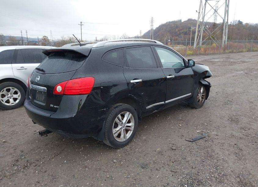 Photo 4 of 2013 Nissan Rogue SV (VIN JN8AS5MV8DW641003)