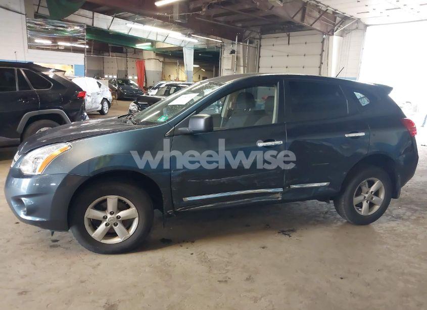 Photo 6 of 2013 Nissan Rogue S (VIN JN8AS5MV8DW651756)