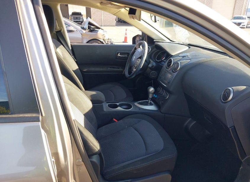 Photo 5 of 2013 Nissan Rogue SV (VIN JN8AS5MV8DW656620)