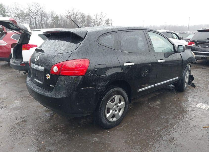 Photo 4 of 2013 Nissan Rogue S (VIN JN8AS5MV8DW664779)