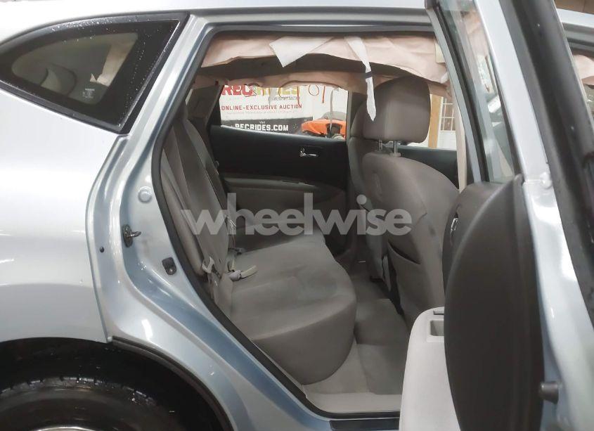 Photo 8 of 2014 Nissan Rogue SELECT S (VIN JN8AS5MV8EW201719)