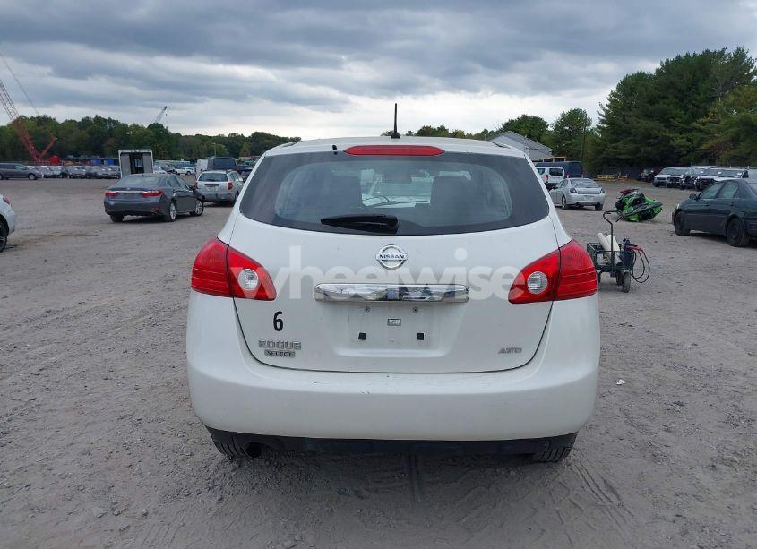 Photo 16 of 2014 Nissan Rogue SELECT S (VIN JN8AS5MV8EW705218)