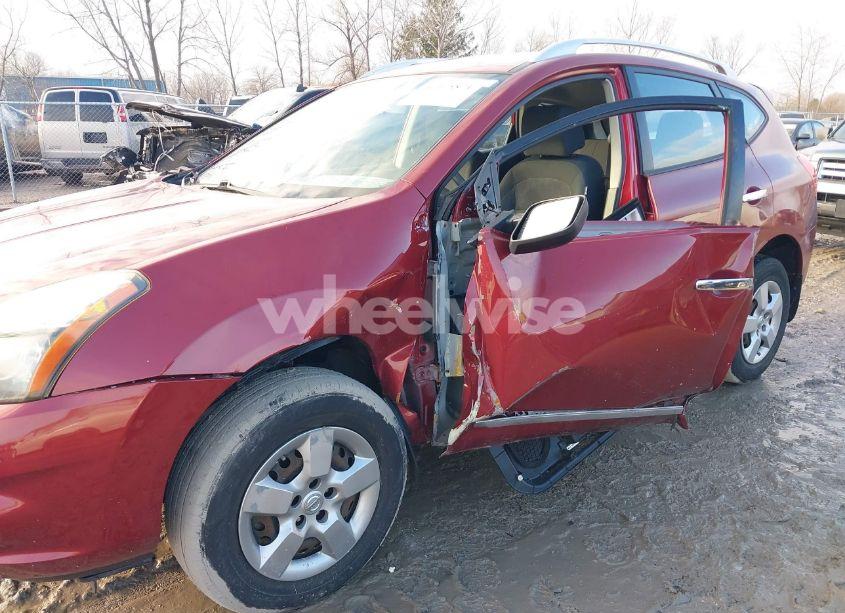 Photo 6 of 2015 Nissan Rogue SELECT S (VIN JN8AS5MV8FW750595)