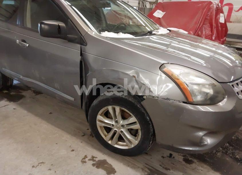 Photo 6 of 2015 Nissan Rogue SELECT S (VIN JN8AS5MV8FW753996)