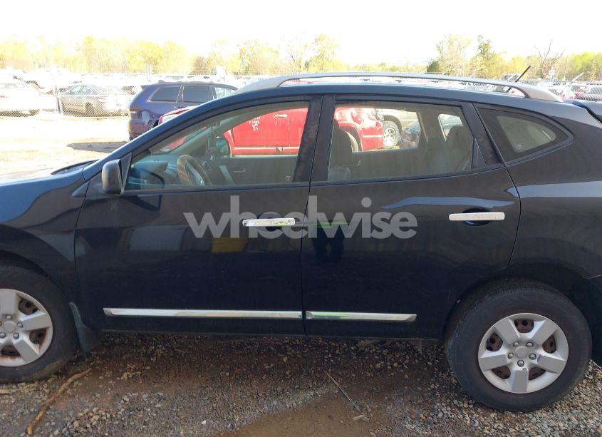 Photo 15 of 2015 Nissan Rogue SELECT S (VIN JN8AS5MV8FW771477)