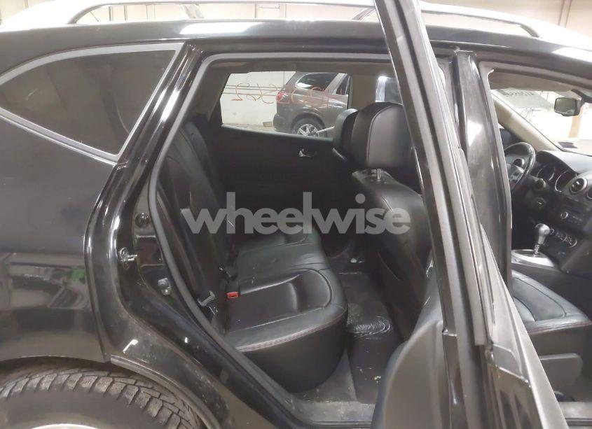 Photo 8 of 2010 Nissan Rogue SL (VIN JN8AS5MV9AW132985)